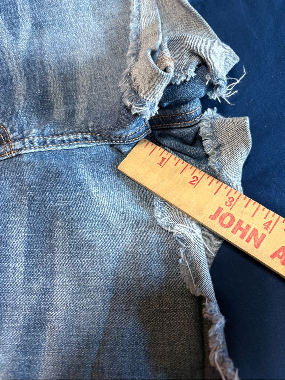 American Eagle Curvy Hi-Rise Shortie Size 2 Button Fly Med.Wash Stretch Summer - Picture 6 of 11